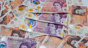 La libra esterlina se mantiene estable antes del reporte clave de PIB del Reino Unido